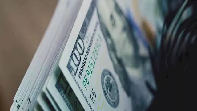 قفزة جديدة في سعر الدولار مقابل الجنيه في نهاية تعاملات اليوم.. ما السبب؟